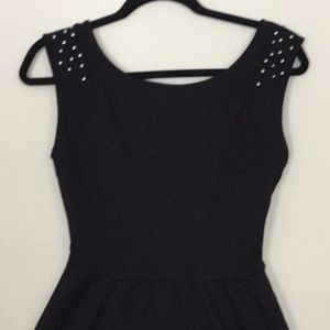 Kirra LBD sz Med